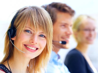 Устный перевод: чем отличается синхронный переводчик от последовательного